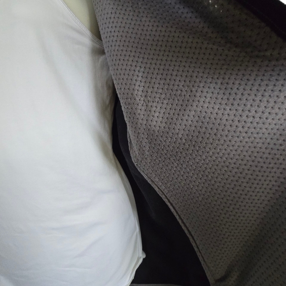 The North Face Black and Gray Tag - Picture 8 of 12